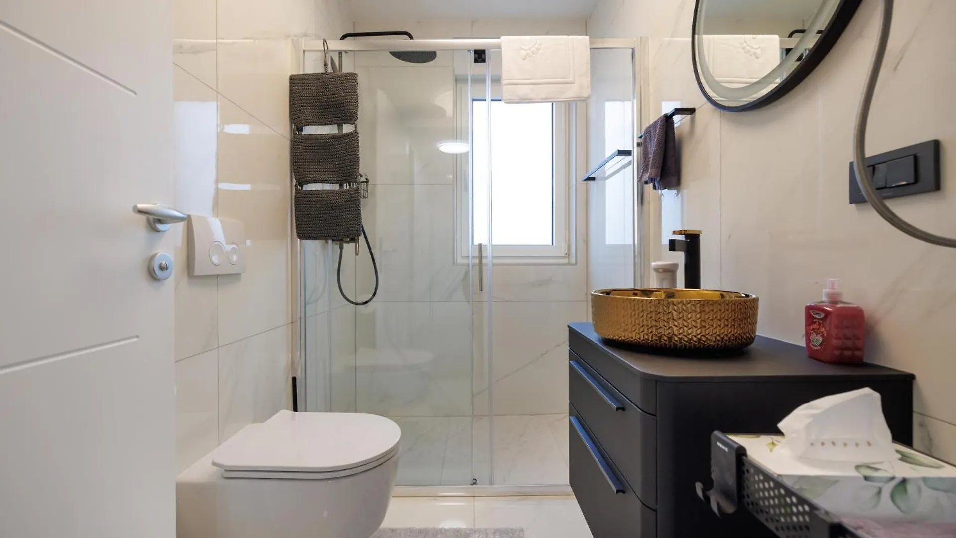 Noble Nest Apartment Njivice Croatia